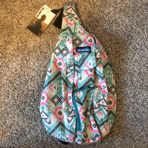 Tribal Print KAVU Bag - Picture 1 of 4